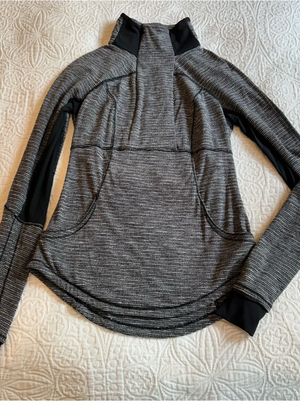 Lululemon Women's Heather Gray Quarter-Zip Pullover Top